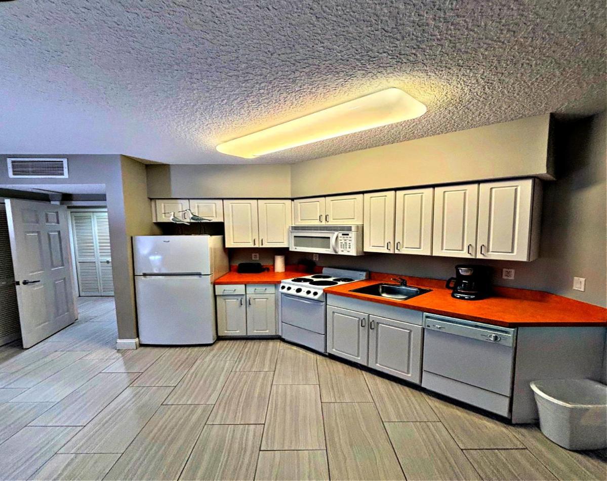 Vacation In Comfort And Luxury - 3 Bedroom Direct Oceanfront - Wyndham Ocean Walk Resort 2425 デイトナ・ビーチ エクステリア 写真