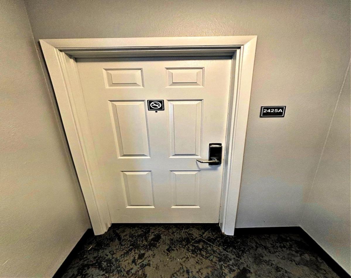 Vacation In Comfort And Luxury - 3 Bedroom Direct Oceanfront - Wyndham Ocean Walk Resort 2425 デイトナ・ビーチ エクステリア 写真